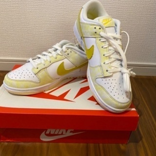 新品未使用NIKE Dunk Low yellow strike25.5cmの画像