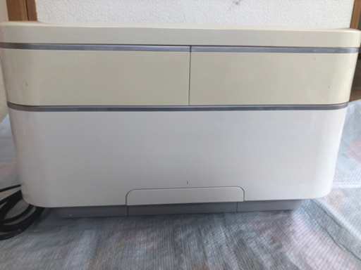 【最終値下げ！】サキナ美顔器　ビジュー（化粧品付き）