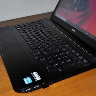 i7/NEC ノートパソコン/SSD/メモリ8G/極上美品の画像