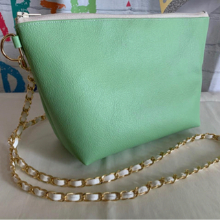 ハンドメイド　フェイクレザー　ショルダーバッグ