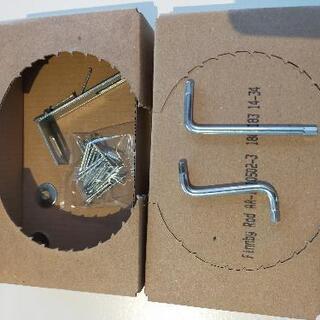 【受け渡しの方が決まりました。】IKEAの本棚 FINBBYを2つセットで3000円でお譲り致しますの画像