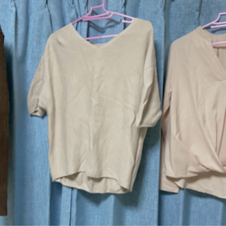 【UNIQLO等…カジュアルコーデ向き】冬物ニット・ブラウス・5...