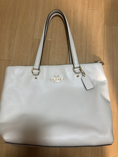 コーチ　トートバッグ白　美品 ⬇️値下げ