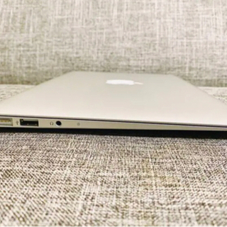 MacBook air 11インチ