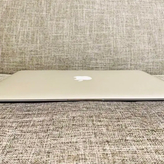 MacBook air 11インチ