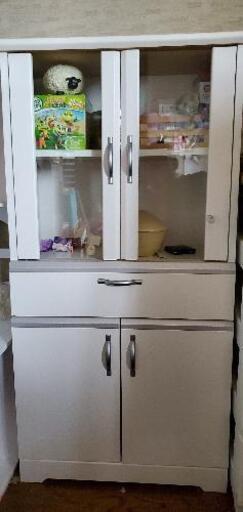 小型　食器棚