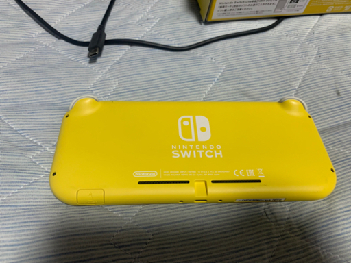 任天堂 スイッチライト イエロー ＋3000円でモンハンライズも