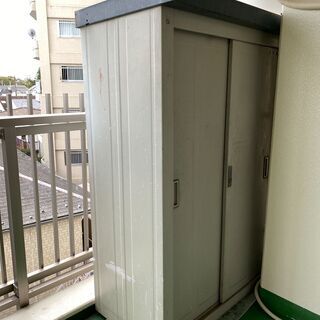 ヨド物置　スチール物置　ベランダ用小型物置　中野区引き取り