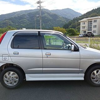 ダイハツ　Ｈ13年式テリオスキッド　ＦＲ（2ＷＤ）車検有りすべて込みの画像