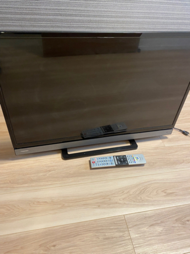液晶テレビ TOSHIBA REGZA V30 32V30