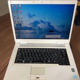 FUJITSU　ＮＦ５０Ｕ　白　稼働確認済み