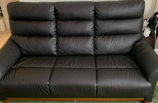 引き取り歓迎！美品！使用期間半年程度！3人用ハイバックソファ