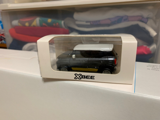 スズキ 新型クロスビー XBEE　ディーラー特注 非売品 ミニカー