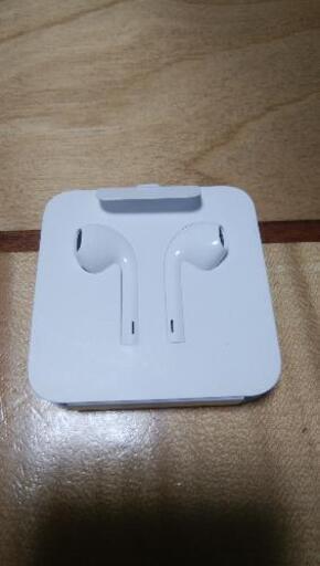 iPhone純正イヤフォン売ります。。