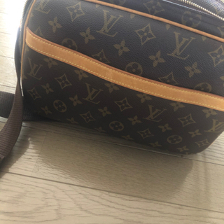 (大人気❗️)本物 VUITTON ショルダーバッグ  