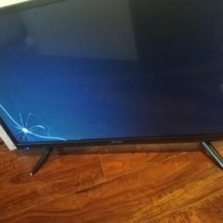 壊れたテレビ(32型2019年製リモコンあり)