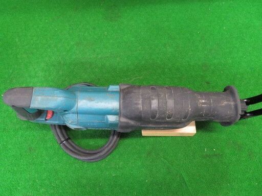 配送OK レシプロソー マキタ makita JR3070CT【寄楽屋 きらくや 成田本店】