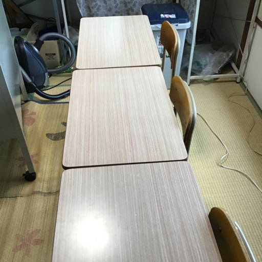 学校机、椅子セット　8脚