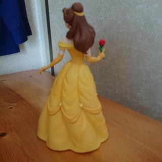 ディズニープリンセス フィギュア ベルの画像