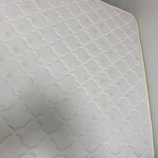 ニトリ製　セミダブル　マットレス　かための画像