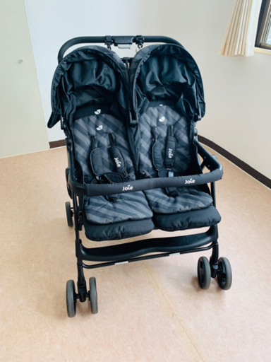 双子用ベビーカー　JOIE  AIRE TWIN（ジョイ　エアー ツイン）  KATOJI