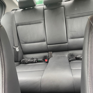 【mt交換希望】BMW e90 320I h22 atの画像