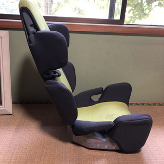 コンビ　ジュニアシートの画像