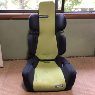 コンビ　ジュニアシート