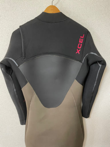 Xcel 4.3mm ウエットスーツL サイズ　ヘッドカバー、サーフブーツ、☆FCS IIのLフィンMFモデルも付けます