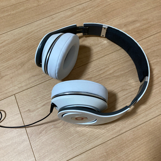 ヘッドフォン　beats studio