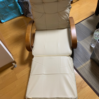 リクライニング座椅子の画像