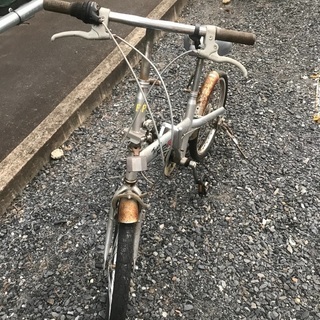 自転車2台(折りたたみ&普通) ジャンクの画像