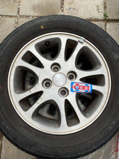 ダイハツ純正アルミホイール