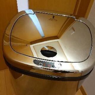 センサー自動開閉ゴミ箱　42Lの画像