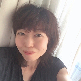 ヴォーカル、ピアノ、弾き語り