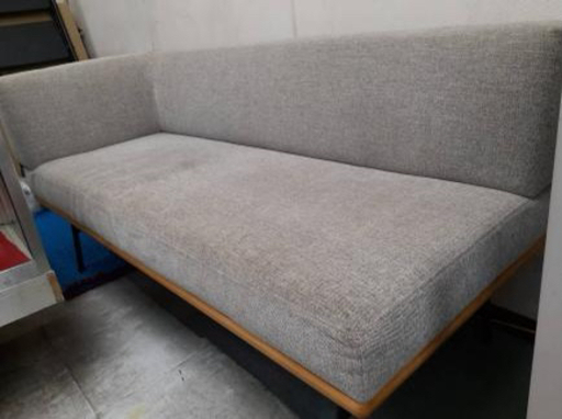 unico(ウニコ)2人掛けソファーとダイニングテーブル