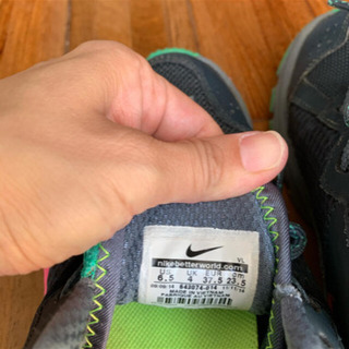 NIKE スニーカー　23.5cmの画像