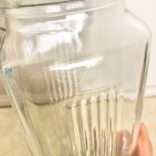 【ネット決済・配送】#61 Pasabahce パシャバチェ　ピッチャー　1000ml 2個　トルコ製　ガラス　冷水筒　pitcher 花瓶　ジャグ　置物　フラワーベース　花器　レア　希少　レトロ　カビン　かびん　花生け　フラワーベース ヴィンテージ　アンティーク　ビンテージ Vase flower pottery beautiful vintage retro antiqueの画像