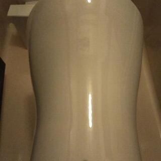 新品未使用品　TOTO　ピュアレストQR 
組合せ便器+タンクセット　CS220BM+SH221BAS（便座無し）の画像