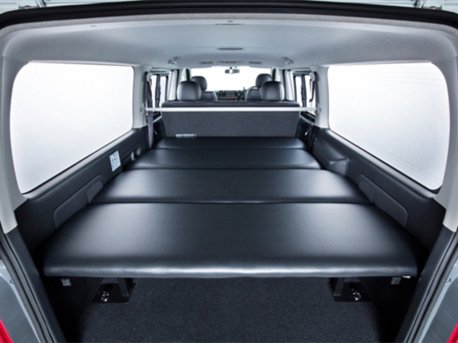 200系ハイエース SーGL ベットキット 【決まりました】