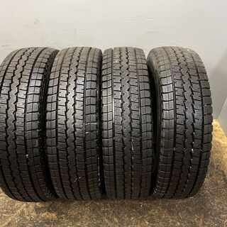 DUNLOP WINTER MAXX SV01 195/80R15 107/105L LT 15インチ スタッドレス 4本 2018～19年製 バリ溝 ハイエース等　(MTE119) クレジットカード QR決済可能