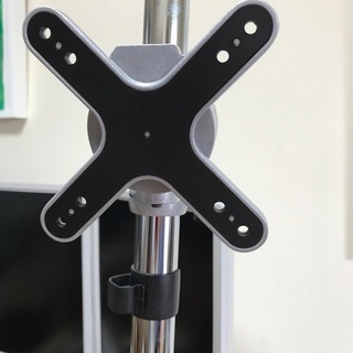 モニタースタンドの画像