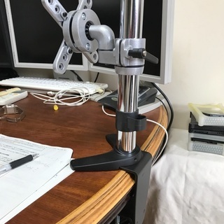 モニタースタンドの画像
