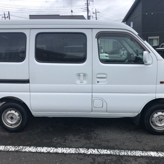 スクラムバン！P4WD車！車検2年付き！エアコンパワーウィンドーついてます！の画像