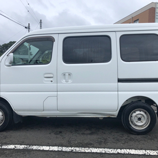 スクラムバン！P4WD車！車検2年付き！エアコンパワーウィンドーついてます！の画像