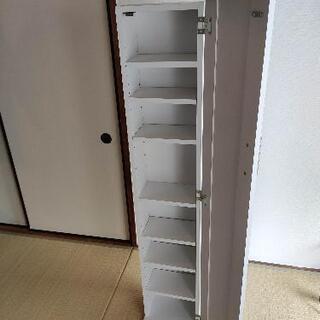 ミラー付　収納棚の画像