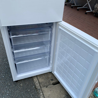 ⭐️高年式⭐️2019年製 SHARP 280L冷蔵庫 プラズマクラスター SJ-PD28E-W