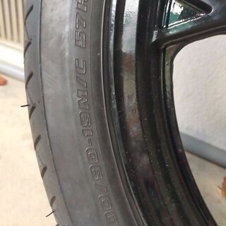 GSX750E　ﾎｲｰﾙ ﾀｲﾔ　ｾｯﾄ取引中の画像