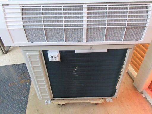 K02468　日立　中古エアコン　主に6畳用　冷2.2kw／暖2.2kw
