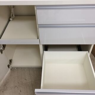 J641 パモウナ Pamouna キッチンボード 食器棚 ホワイト 900×505×1930